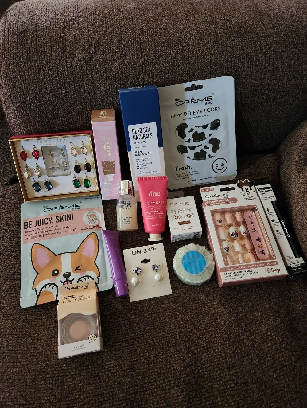 Beauty Makeup Bundle Of 14 Pieces Creme Shop Dae On 34th Ahava NWT